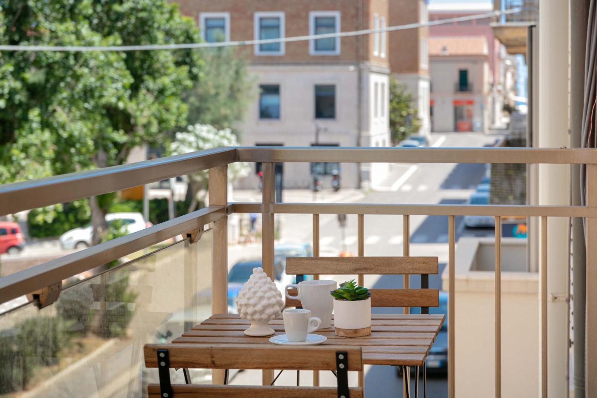 Mt Apartments Termoli Bagian luar foto